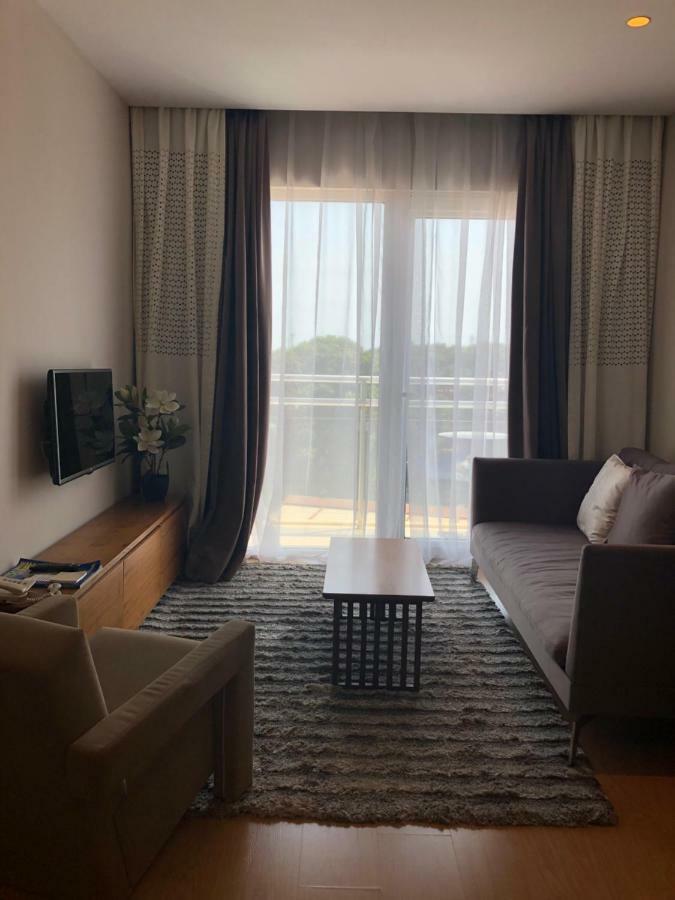 Millenium Suites โคนาครี ภายนอก รูปภาพ